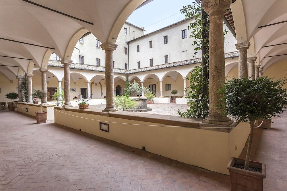 Relais Il Chiostro Di Hotel